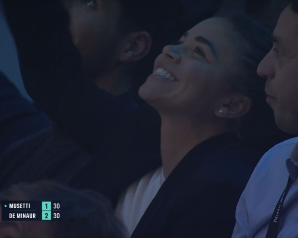 Итоговый турнир ATP 2025: Лоренцо Музетти переиграл Алекса де Минора на групповом этапе, расклады на выход в полуфинал