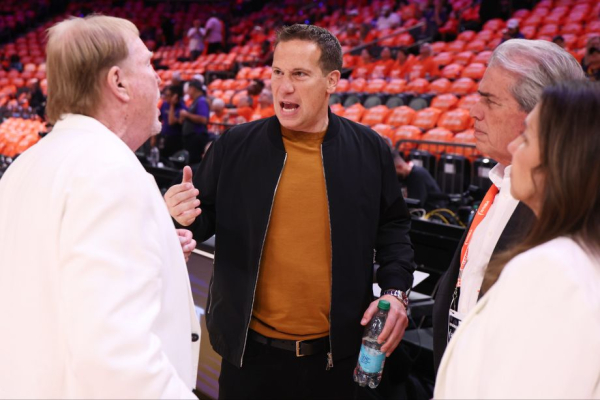 Юридический конфликт владельцев Финикс Санз в сезоне-2025/2026 НБА: корпоративное управление и прозрачность финансовых операций